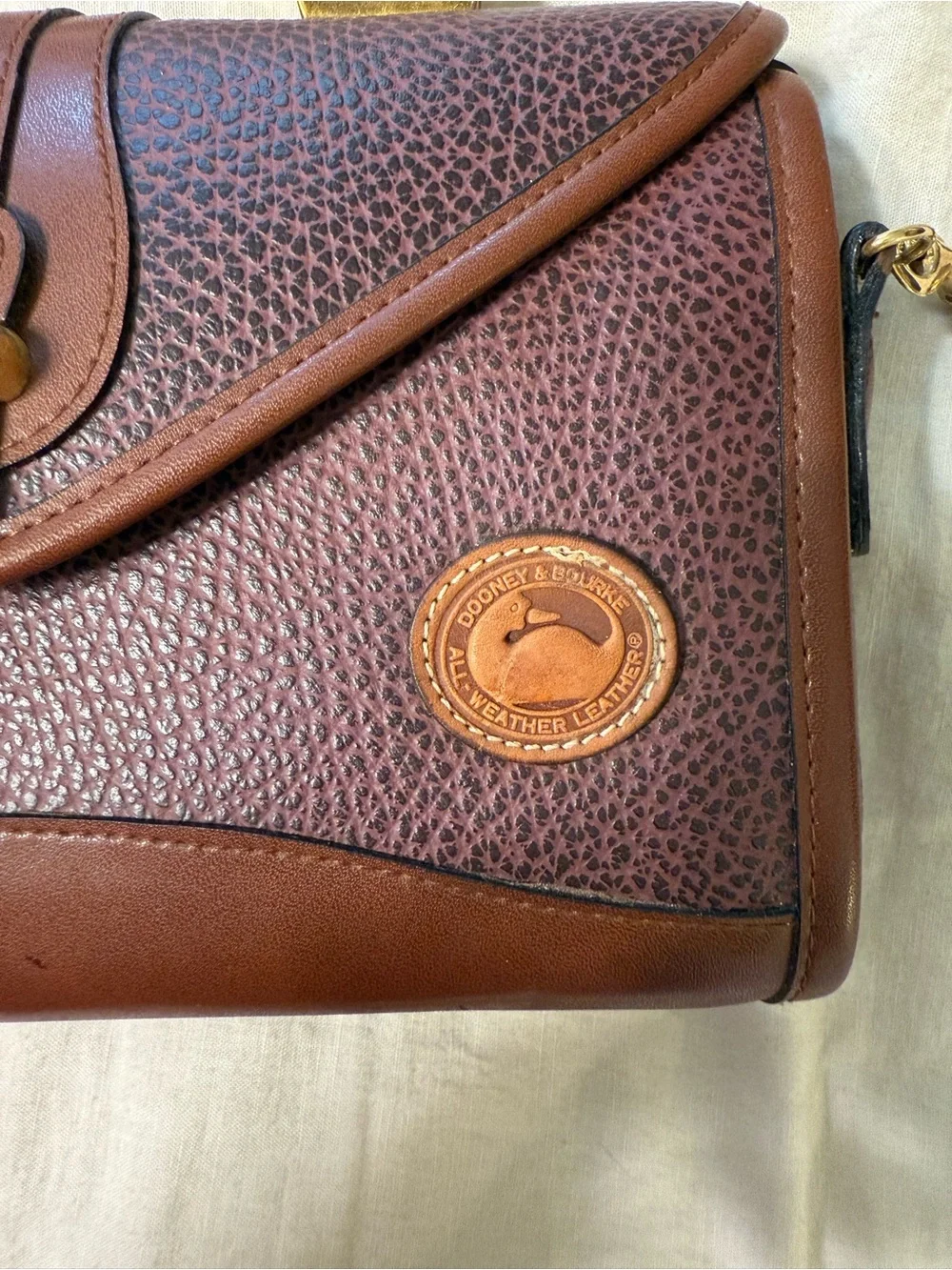 Dooney & Bourke euc vintage